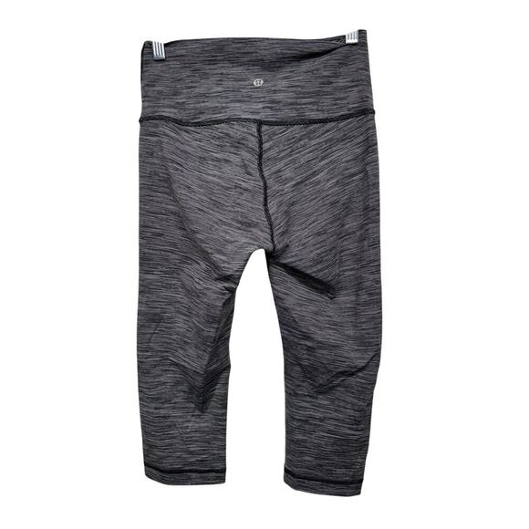 Lululemon Wunder Under Crop (Hi-Rise) (Full-On Luon 21") Gray Size 6 - Picture 5 of 13